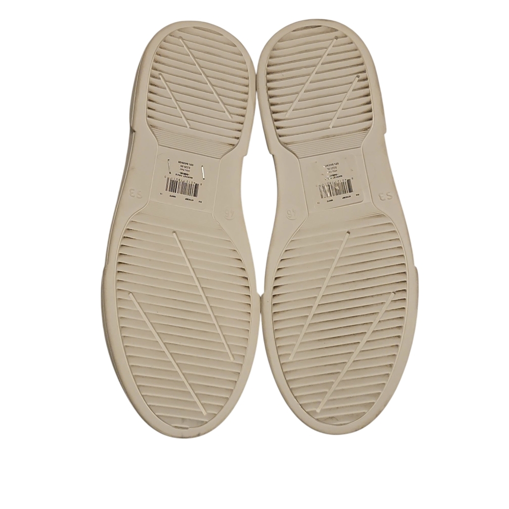 Valentino White Sneakers w/Black Accents - Picture 6 of 7